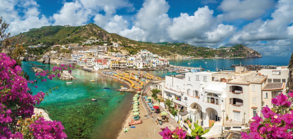 Blick auf St. Angelo &copy;  Balate Dorin-stock.adobe.com