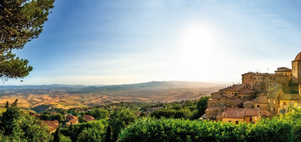 Volterra, Dorf in der Toskana © pure-life-pictures - Fotolia.com