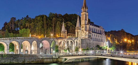 Basilika in Lourdes © bbsferrari-fotolia.com