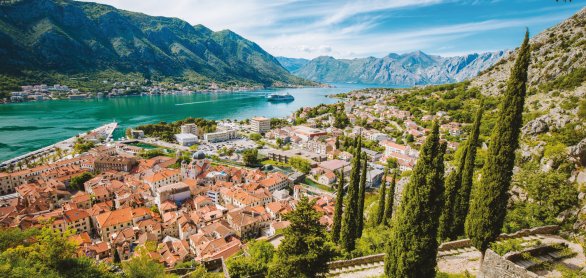Blick auf die Bucht von Kotor © JFL Photography-fotolia.com