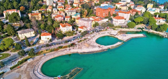 Blick auf Slatina Beach in Opatija © xbrchx-fotolia.com