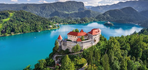 Bleder Burg &copy; zgphotography - stock.adobe.com