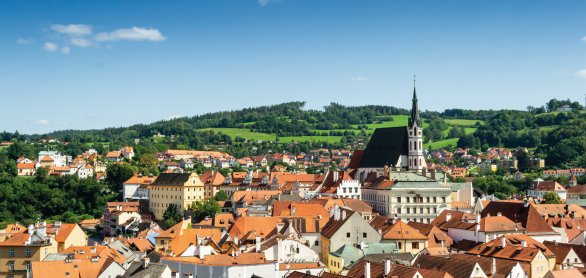 Über den Dächern von Krumau &copy; pixabay.com/skitz_cz