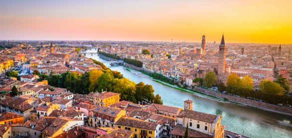 Blick auf Verona &copy; Olena Z - stock.adobe.com