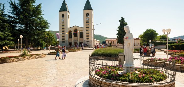 Kirche des Heiligen Jakobus in Medjugorje © marinv-fotolia.com