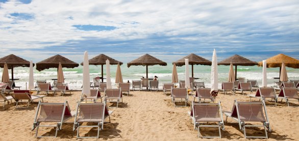 Am Strand von Lido di Jesolo &copy; janvier - stock.adobe.com