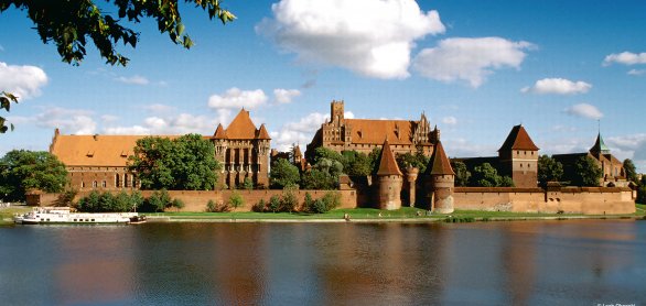 Ordensritterburg Marienburg (Malbork) an der Nogat &copy; Lech Okonski