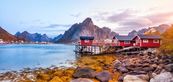 Lofoten, Norwegen &copy; tonefotografia - stock.adobe.com